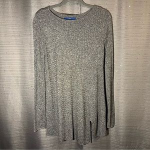 Apt.9 Long Sleeve Shirt With Cutout Rayon Size‎ Small Gray/Silver Multi-Color